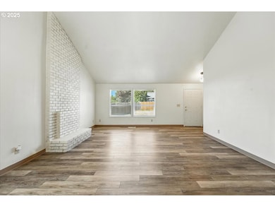 18836 SW Butternut St, Beaverton, OR 97007 - photo 5