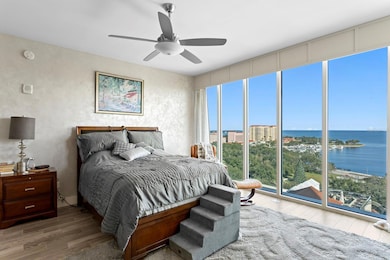 176 4th Ave NE unit 1002, Saint Petersburg, FL 33701 - photo 4