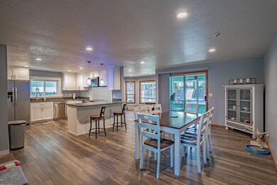 6 Open Concept