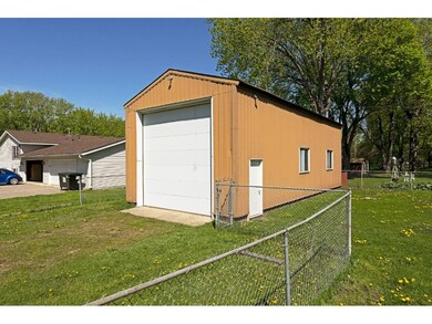 46' x 20' heated building to serve a variety of us