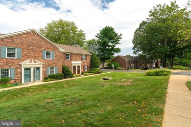 8406 Forrester Blvd unit 572, Springfield, VA 22152 - photo 7