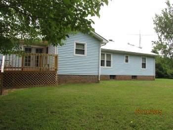 rear view, new deck railings 