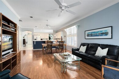 Beautiful Oak Hardwood flooring!