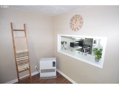 339 S Humbolt St, Canyon City, OR 97820 - photo 5