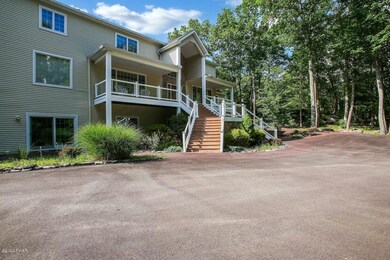 801 Overlook Ct, Hawley, PA 18428 - photo 4