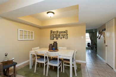 10260 Longmont Dr unit 5, Houston, TX 77042 - photo 7