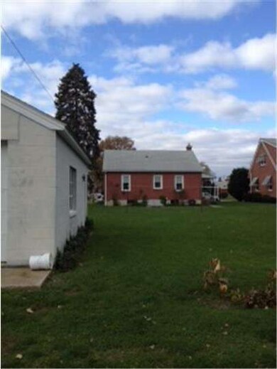 624 Columbia Ave, Temple, PA 19560 - photo 4