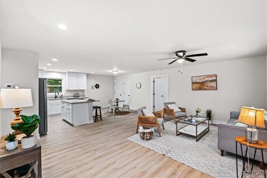 Open family room, kitchen & dining
