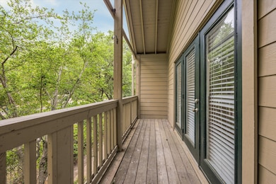 2100 Tanglewilde St unit 684, Houston, TX 77063 - photo 6