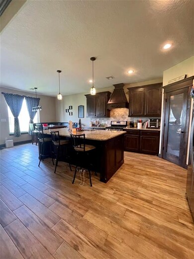 13091 NE Tony Creek Rd, Elgin, OK 73538 - photo 7