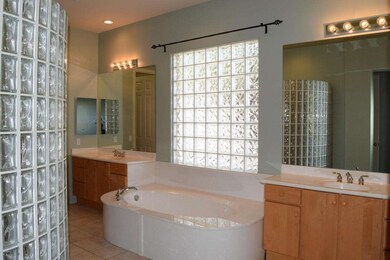 7450 E Soaring Eagle master bathroom