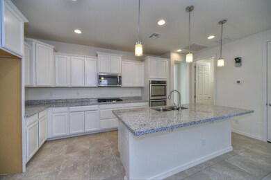 009_Kitchen
