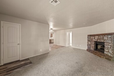 1601 W Madison St, Broken Arrow, OK 74012 - photo 4