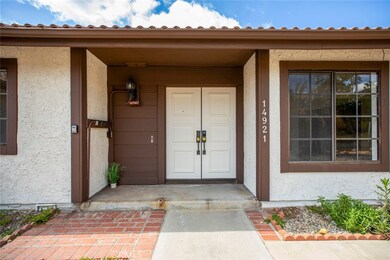 14921 Drell St, Sylmar, CA 91342 - photo 3