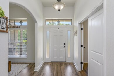 6-web-or-mls-5371 Wyndell Cir-02