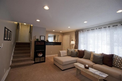 2510 Kaiser Ct, Waterloo, IA 50701 - photo 3