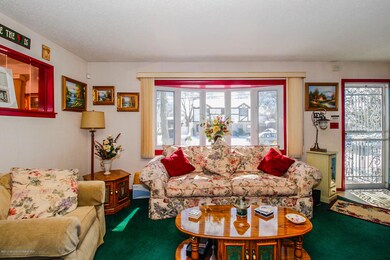 5 Living Room 2