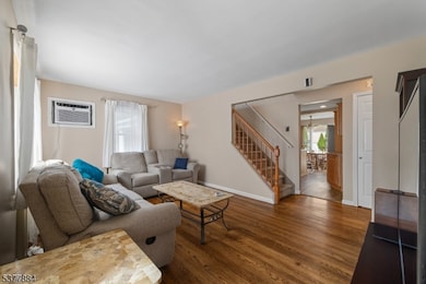 7 Haledon Ct, Haledon, NJ 07508 - photo 3