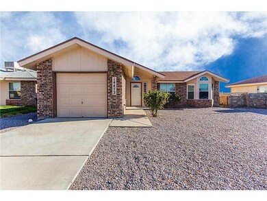 14472 Bryce Dr, Horizon City, TX 79928 - photo 2