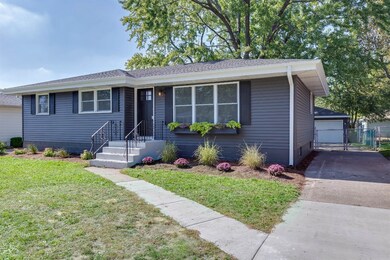 816 Tyler Ave, Dyer, IN 46311 - photo 2