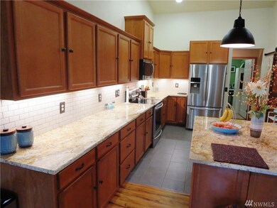 14703 Lindsay Loop SE, Yelm, WA 98597 - photo 5