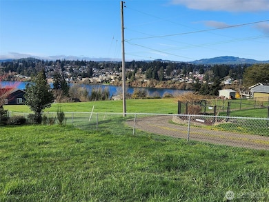 3023 Pawnee Dr, Bremerton, WA 98310 - photo 6