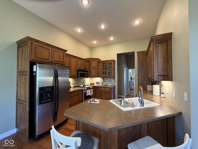 6087 Boulder Ct, Columbus, IN 47201 - photo 7