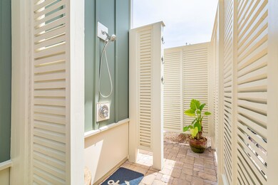 Outdoor shower2