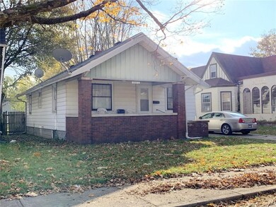 1021 W 9th St, Anderson, IN 46016 - photo 2