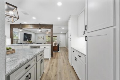 9008 Glen Falls Ln, Denton, TX 76210 - photo 5