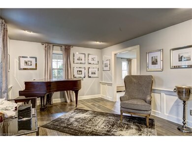 Relax and unwind in this room with endless possibi