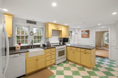 30 E Main St, Southborough, MA 01772 - photo 4