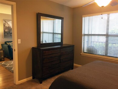 11901 4th St N unit 8105, Saint Petersburg, FL 33716 - photo 3