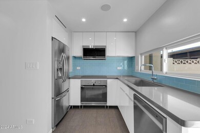 2946 N 14th St unit 17, Phoenix, AZ 85014 - photo 7