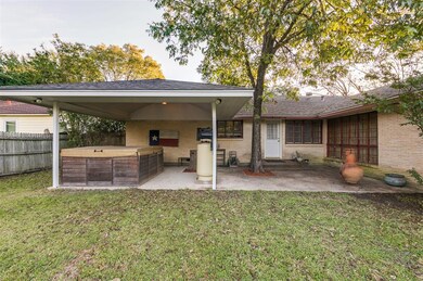 314 Bellevue Dr, Cleburne, TX 76033 - photo 4