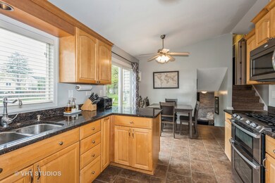 1245 Old Mill Ln, Algonquin, IL 60102 - photo 5