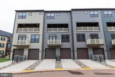 4357 Black Tulip Way, Chantilly, VA 20151 - photo 3