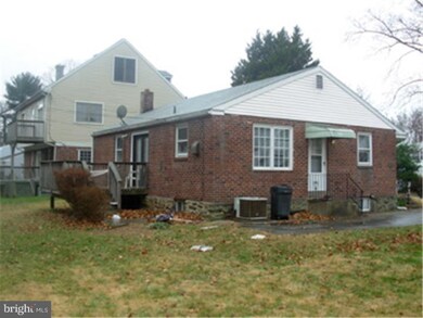 55 Wentworth Ln, Bryn Mawr, PA 19010 - photo 5