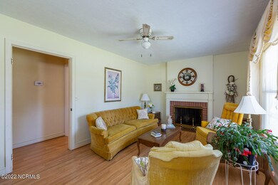 127 Doris Ave -5