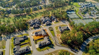 Proximity to golf course 12