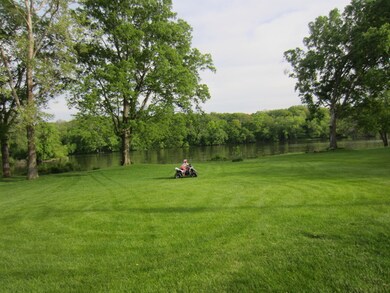 28 Riverview Ct, Oswego, IL 60543 - photo 3