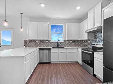 8413 Amistad Cove, Converse, TX 78109 - photo 7