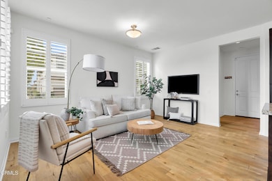 900 N Primrose Ln unit A, Azusa, CA 91702 - photo 5