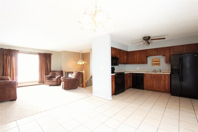 3956 Valdez Dr, Waterloo, IA 50701 - photo 6