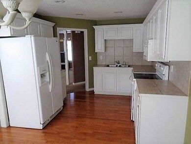 334 Graystone Pointe Dr, Macon, GA 31211 - photo 3