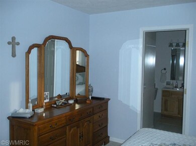 2546 Patterson Rd, Wayland, MI 49348 - photo 7