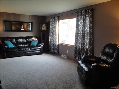 Huge Picture Window Allows Plenty of Light