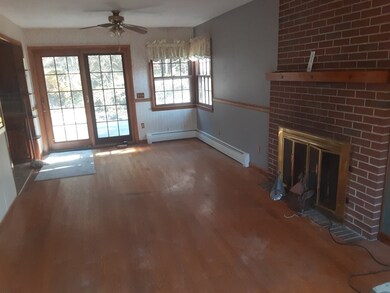 58 W Mineral Rd, Millers Falls, MA 01349 - photo 6