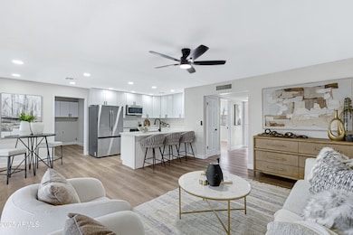 4347 E Catalina Cir-9