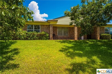715 Kate St, Copperas Cove, TX 76522 - photo 2